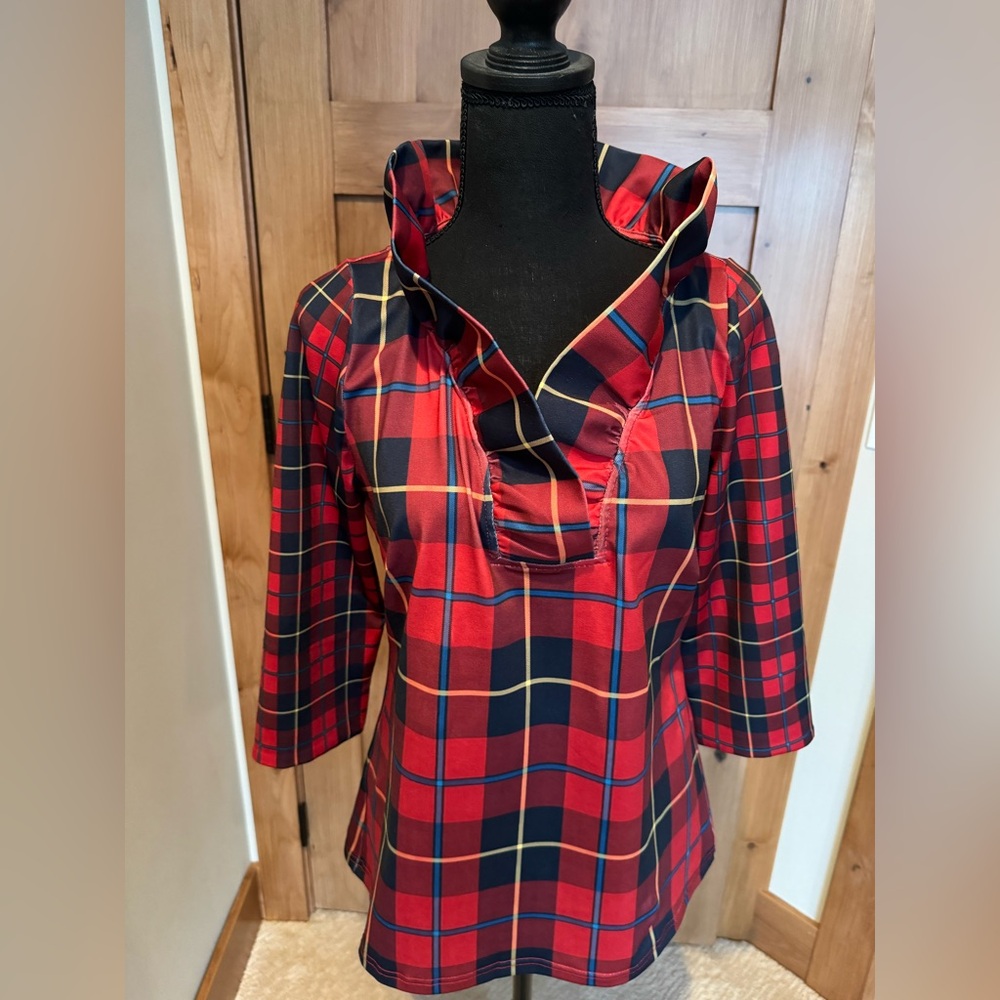 3/4 sleeve Holiday plaid top